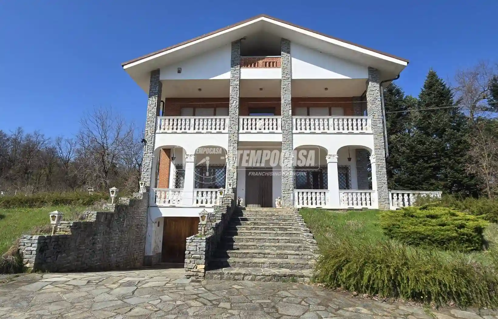 Villa - foto 2