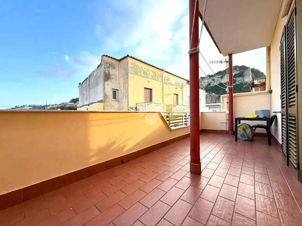 Appartamento in vendita a Monte di Procida