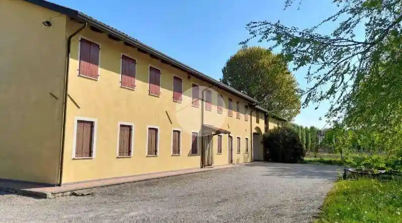 Rustico - Casale in vendita a San Biagio di Callalta