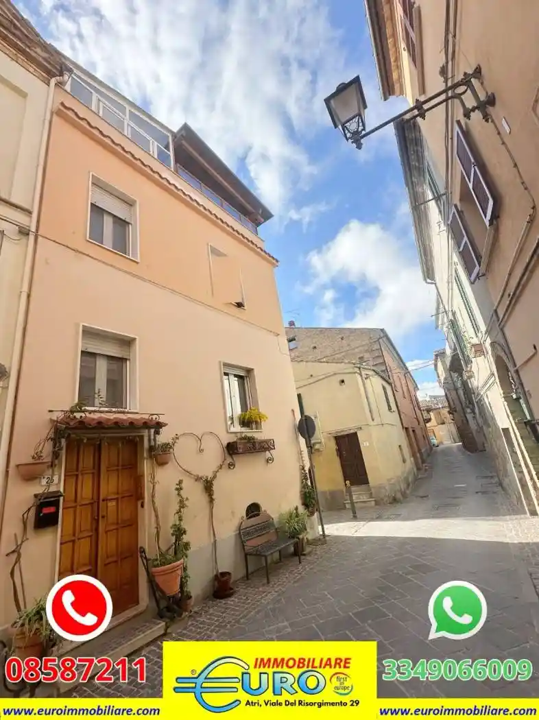 Casa indipendente in vendita a Atri