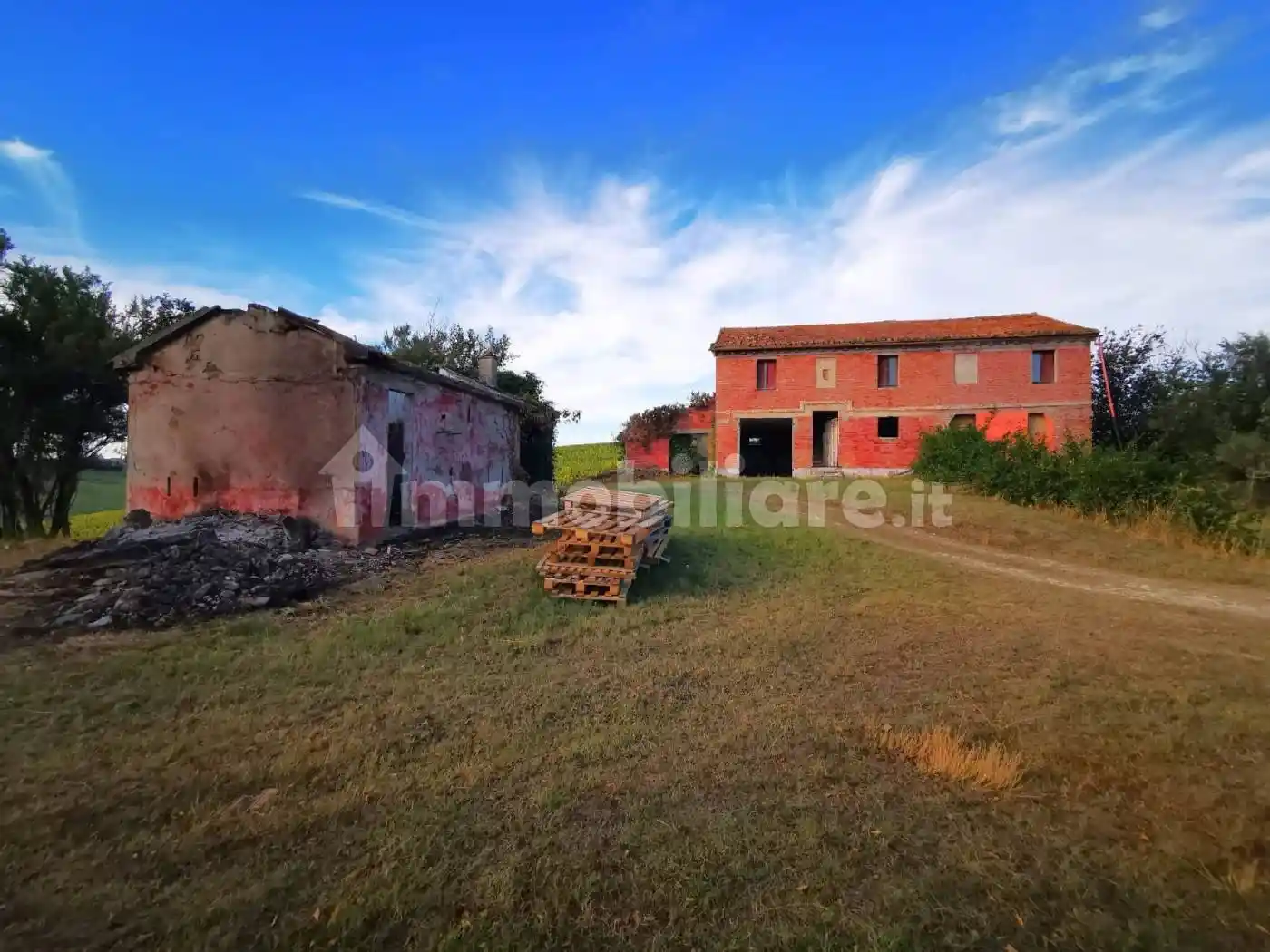 Rustico - Casale in vendita a Ostra