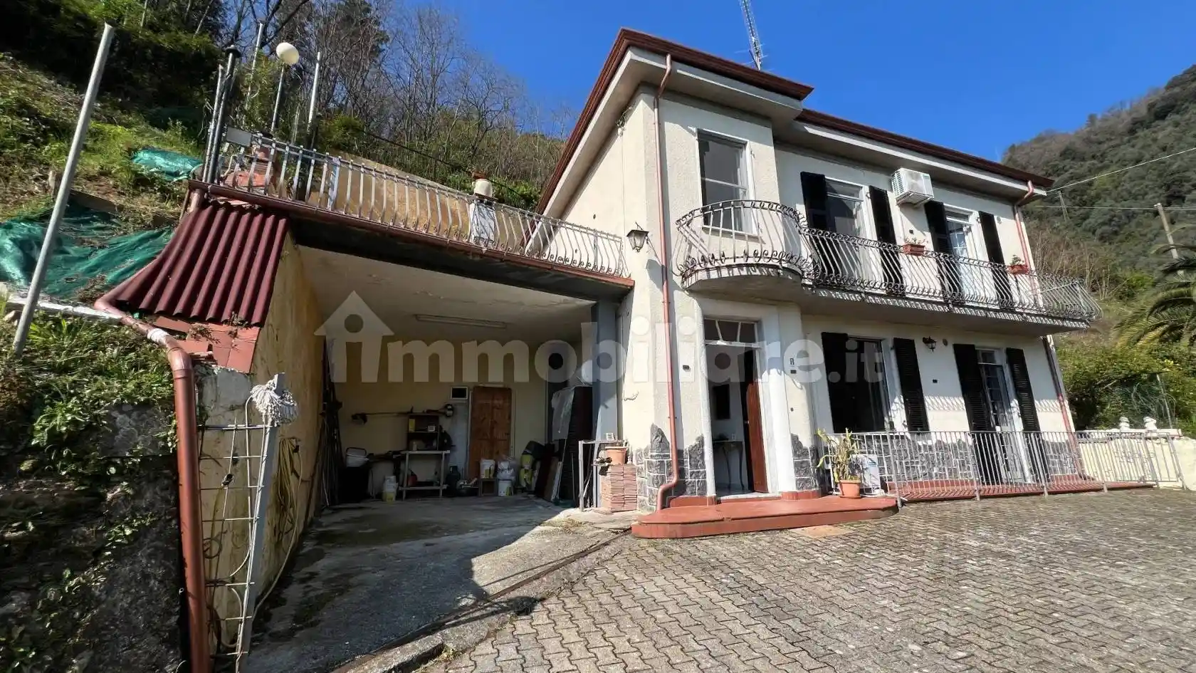 Villa in vendita a Ameglia