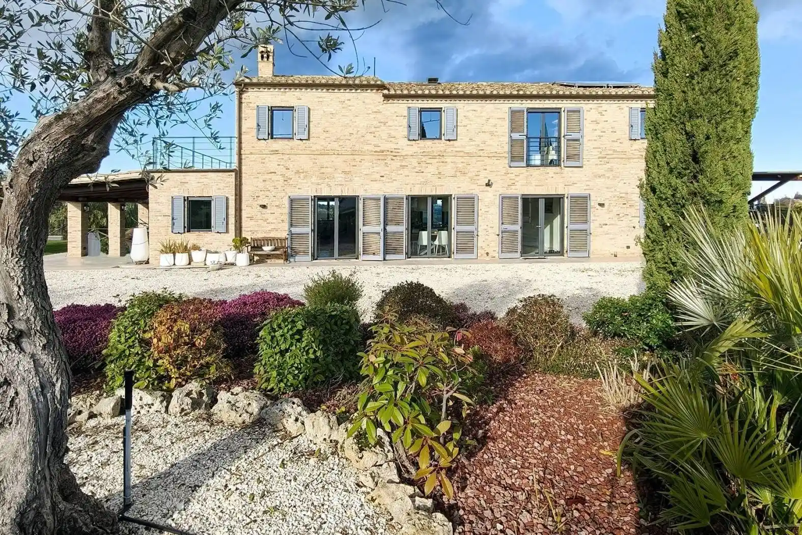 Villa in vendita a Monterubbiano