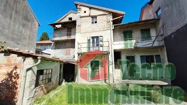 Villa in vendita a Omegna