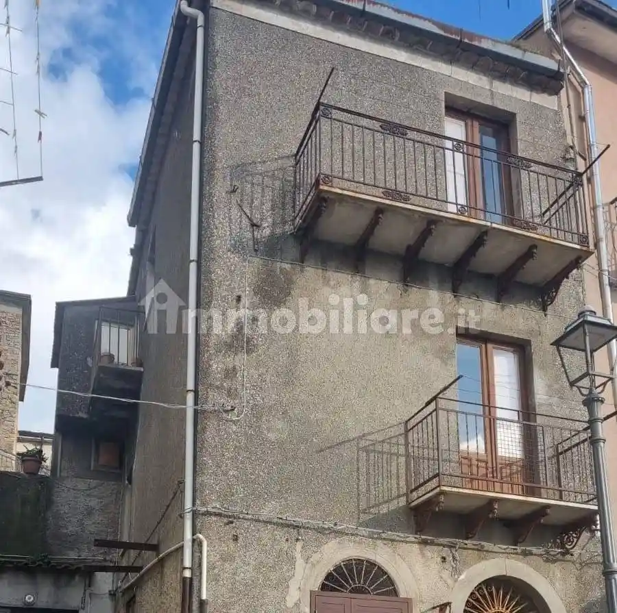 Casa indipendente in vendita a Raccuja