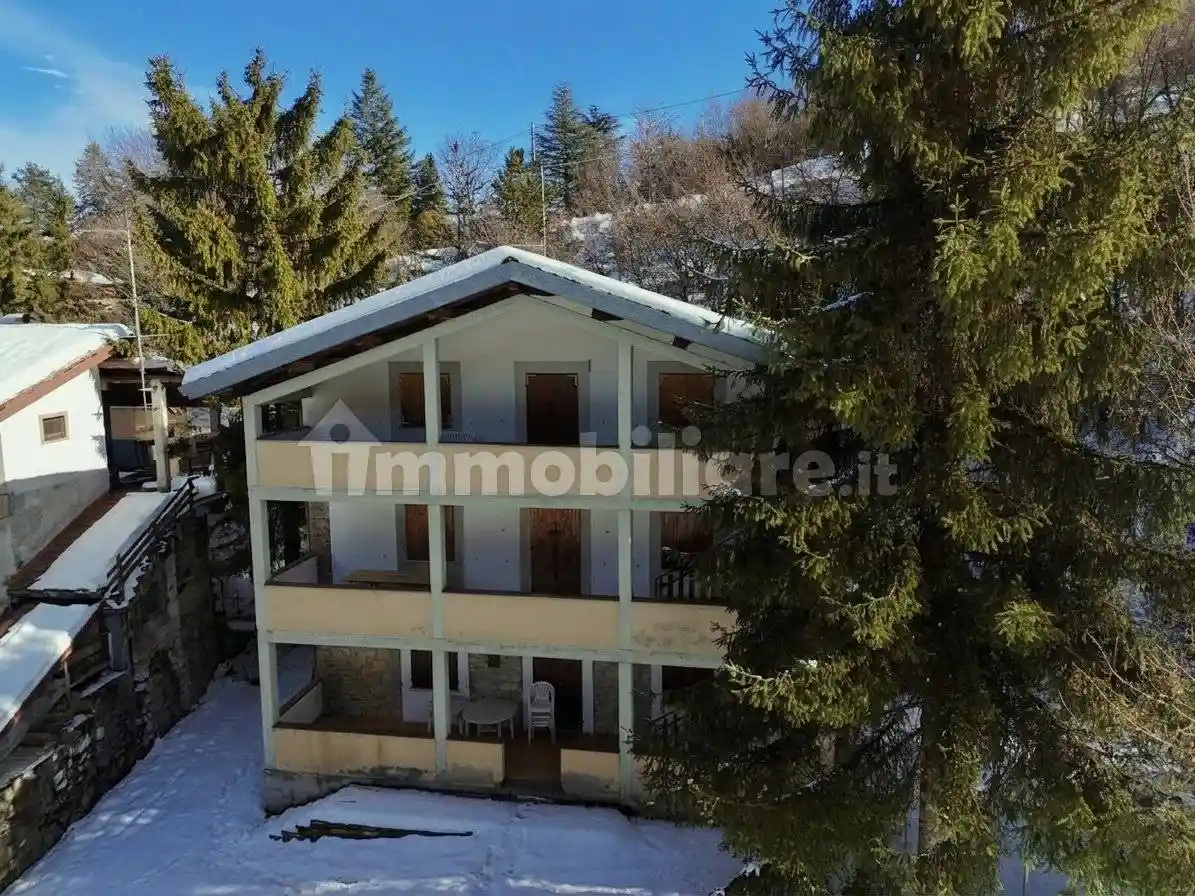 Palazzo - Edificio in vendita a Fabbrica Curone