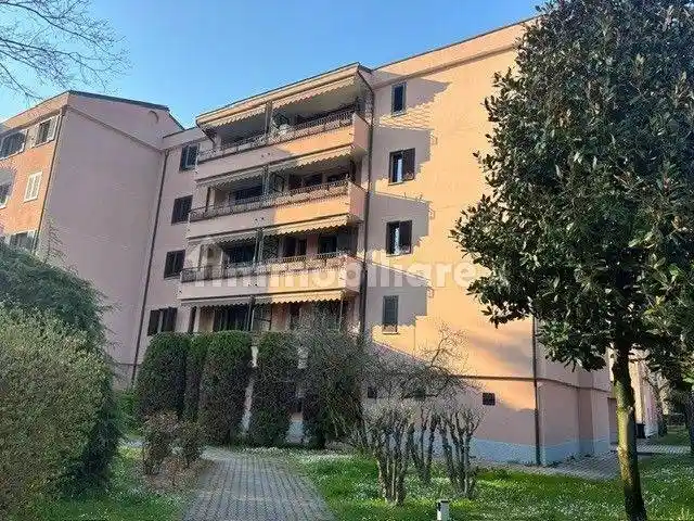 Appartamento in vendita a Peschiera Borromeo