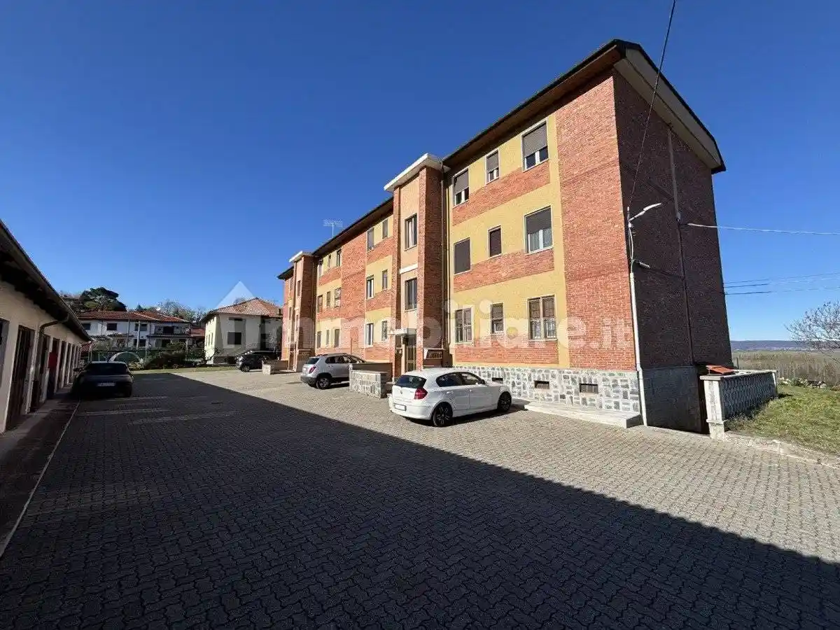 Appartamento in vendita a Strambino