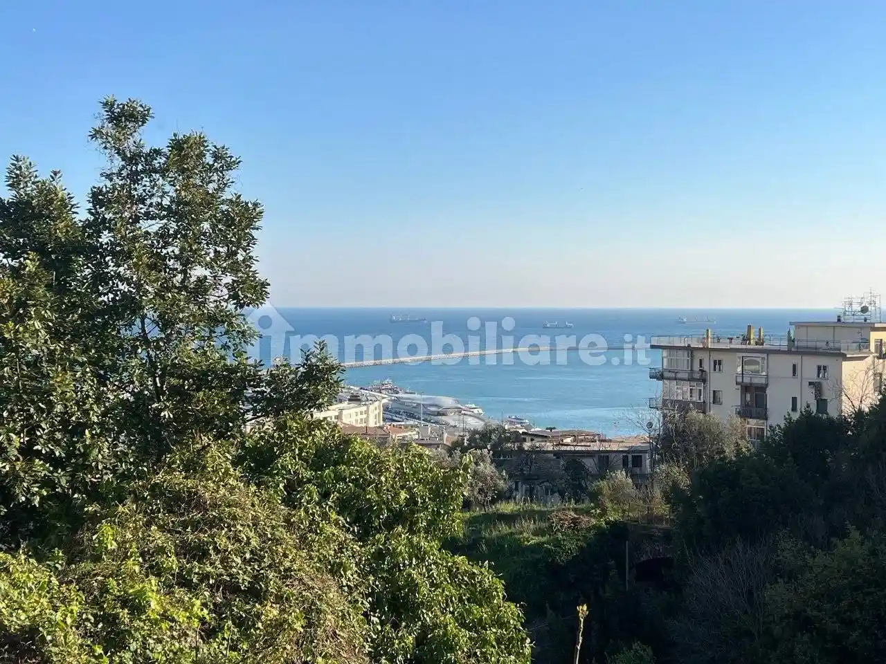 Appartamento in vendita a Salerno