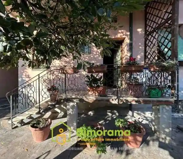 Casa indipendente in vendita a Cesena