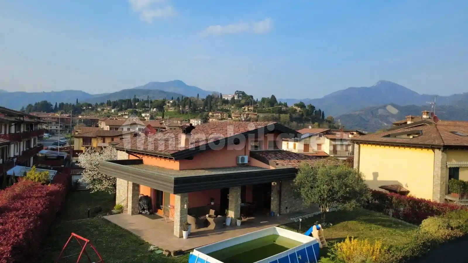 Villa in vendita a Credaro