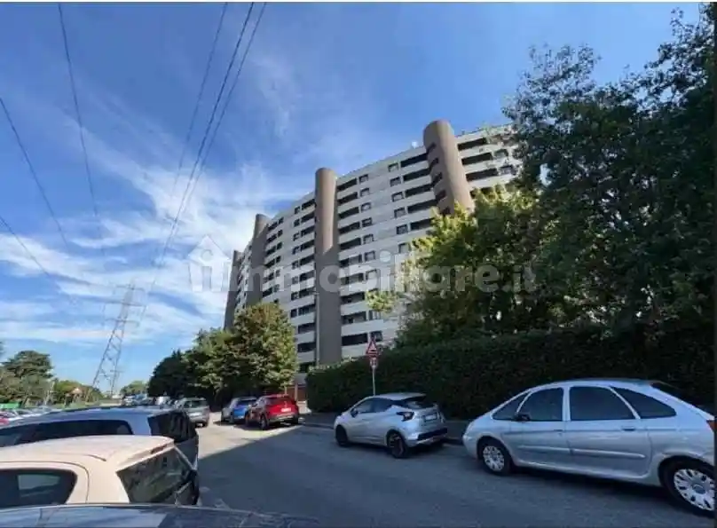 Appartamento in vendita a Cologno Monzese