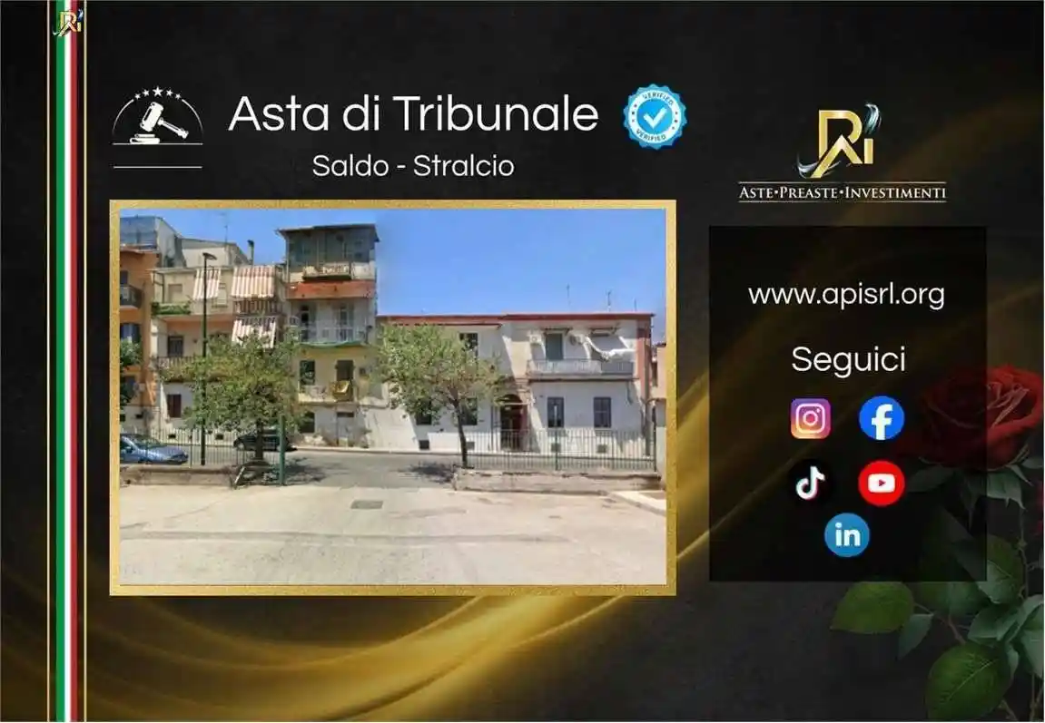 Appartamento in vendita a Napoli