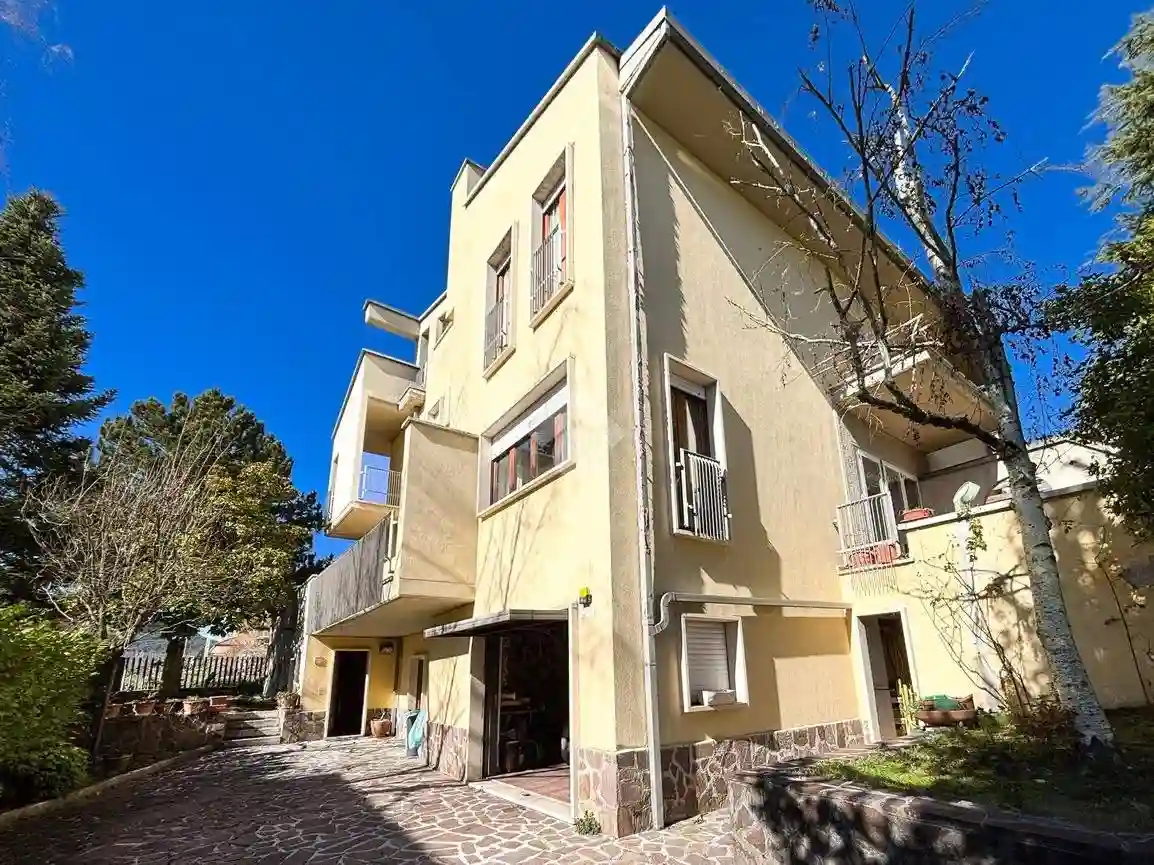 Villa - foto 2