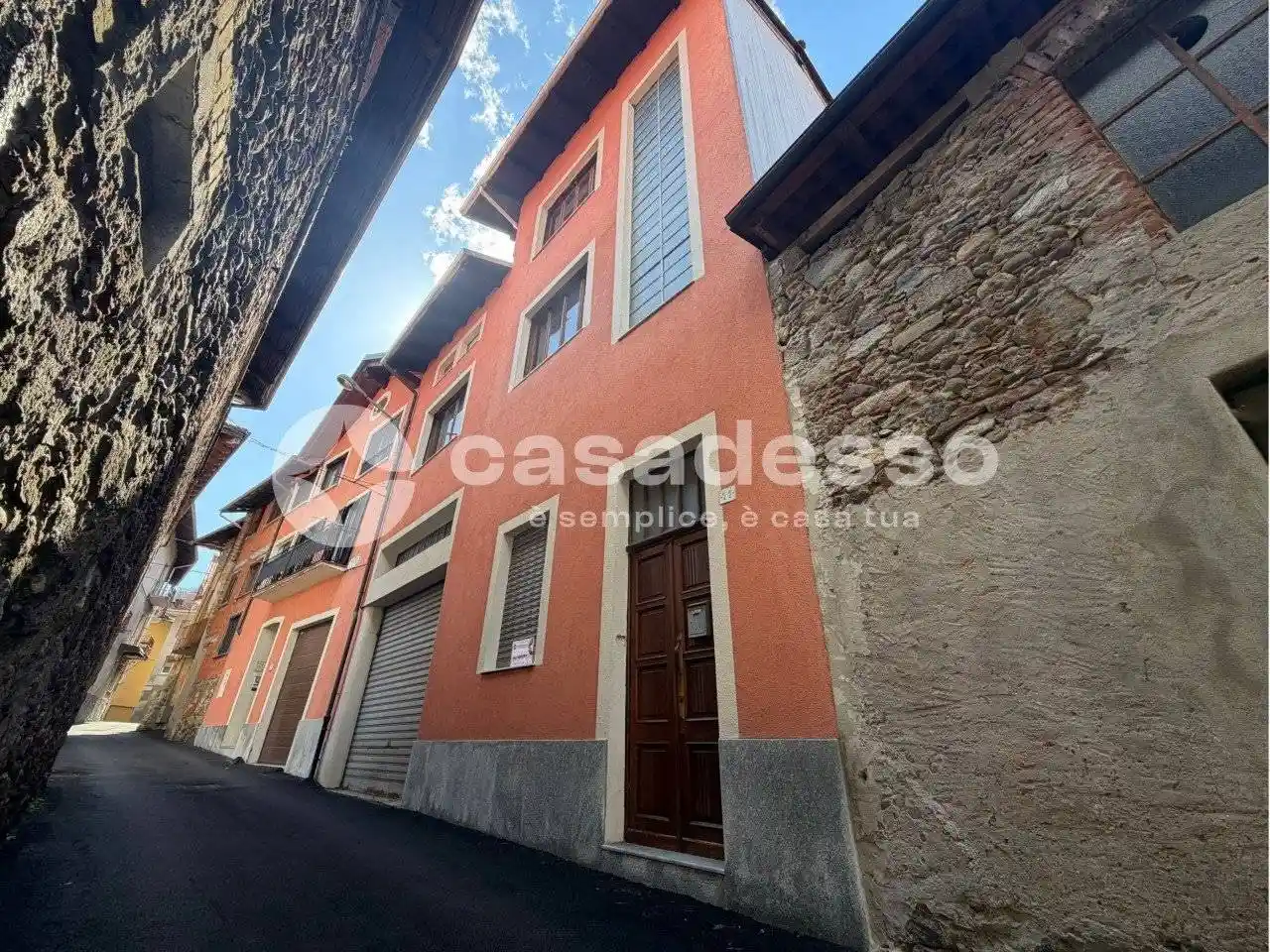Casa indipendente in vendita a Borgosesia