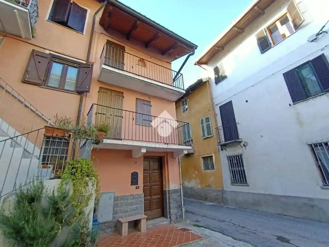 Casa indipendente in affitto a Gassino Torinese