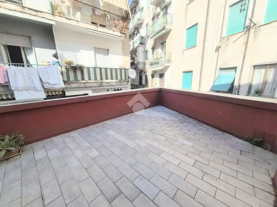 Appartamento in vendita a Napoli