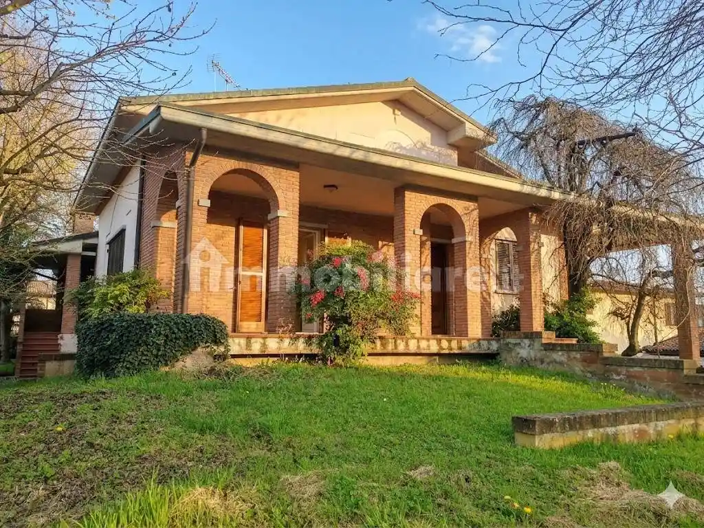 Villa in vendita a Vescovato