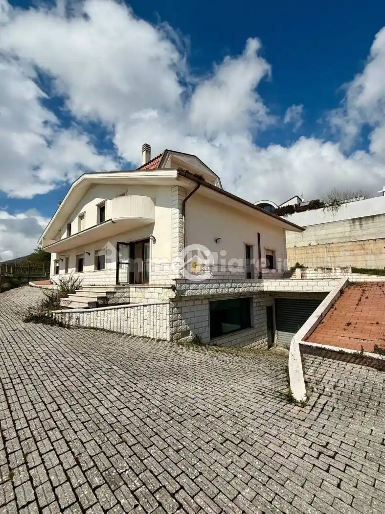 Villa in vendita a San Giovanni Rotondo