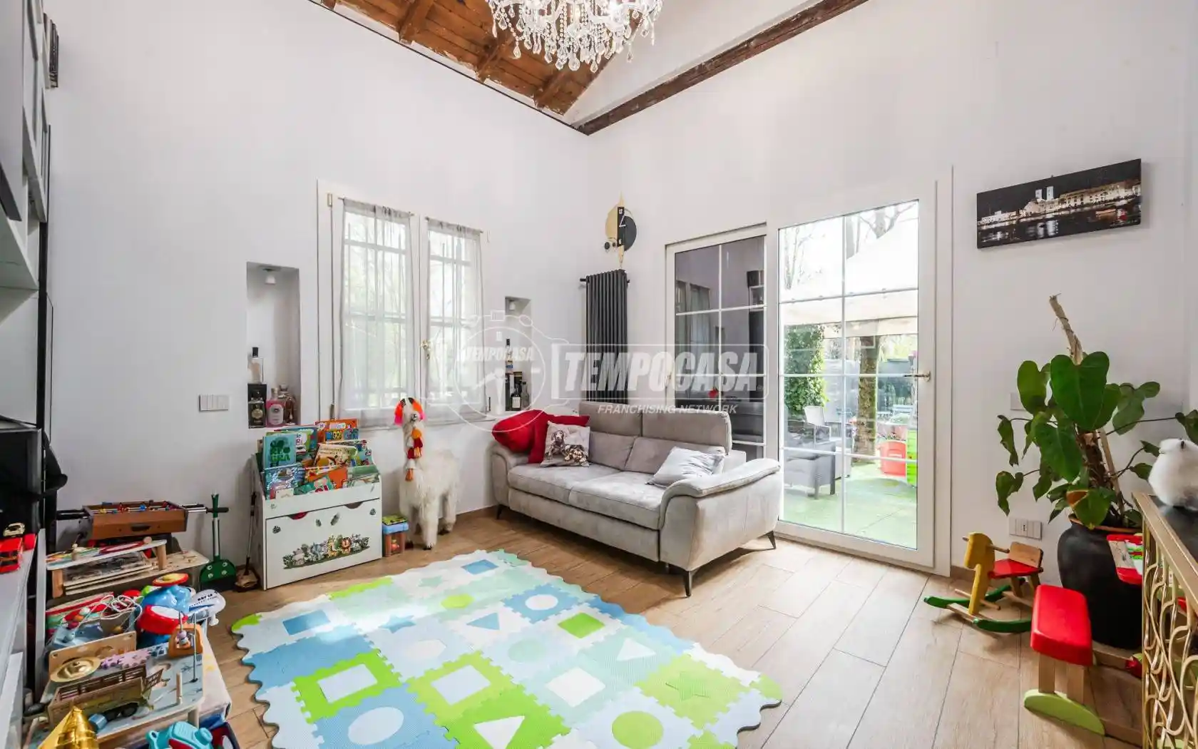 Casa indipendente in vendita a Modena