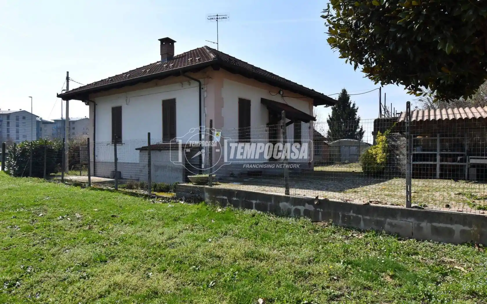 Villa in vendita a Alba