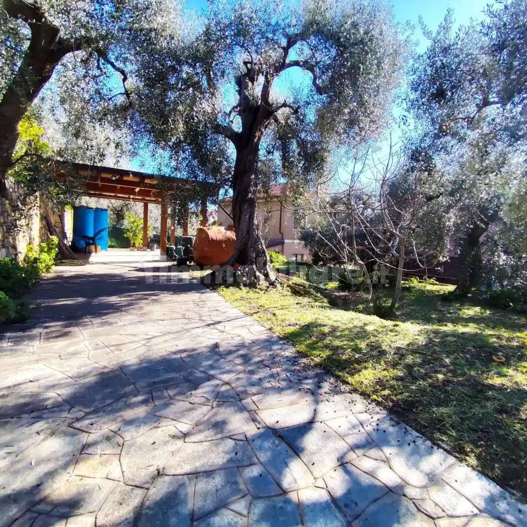 Villa in vendita a Diano Marina