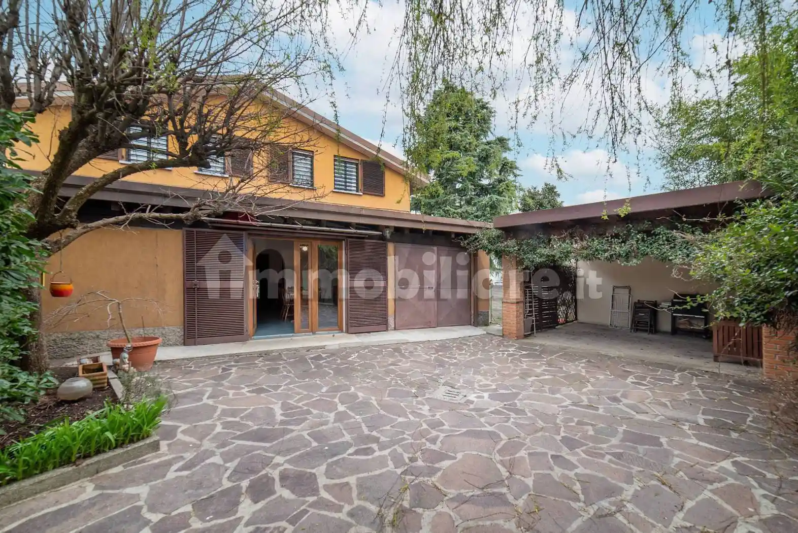 Casa indipendente in affitto a Sesto San Giovanni