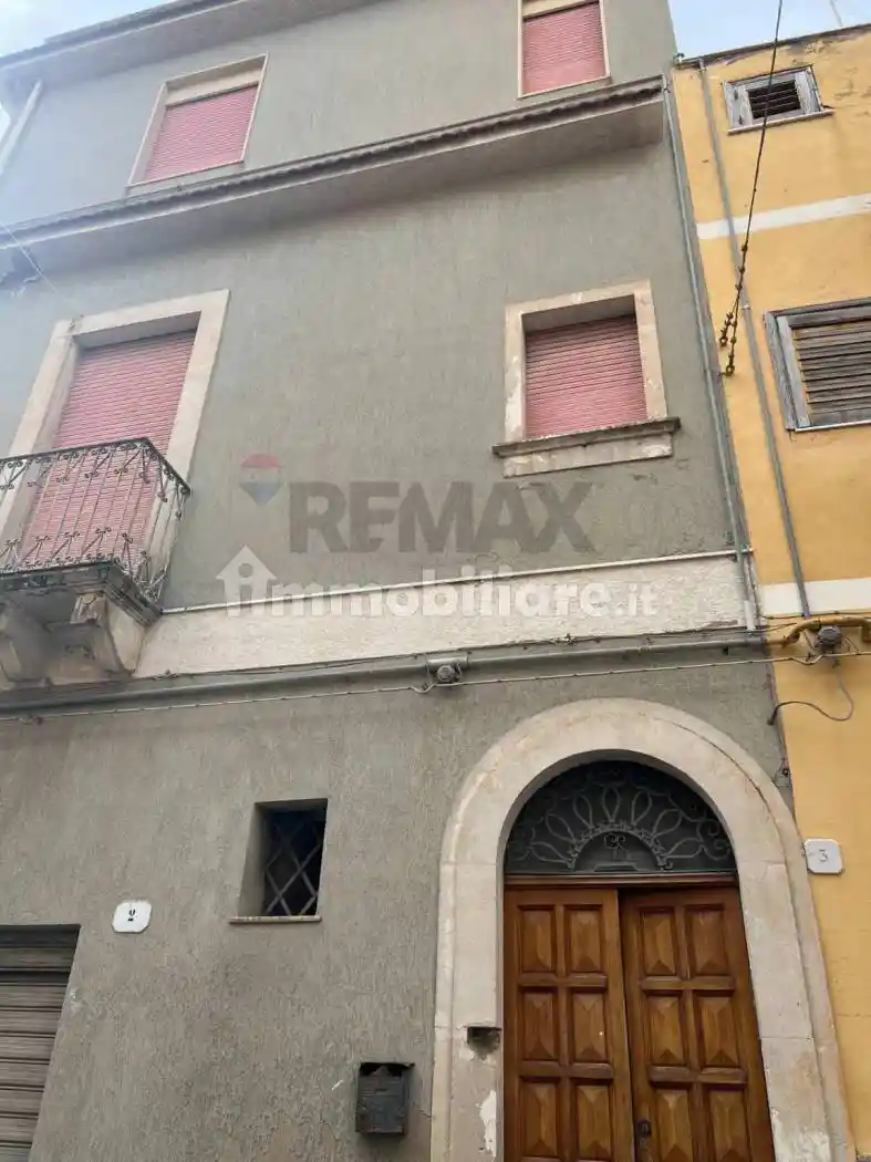 Casa indipendente in vendita a Biancavilla