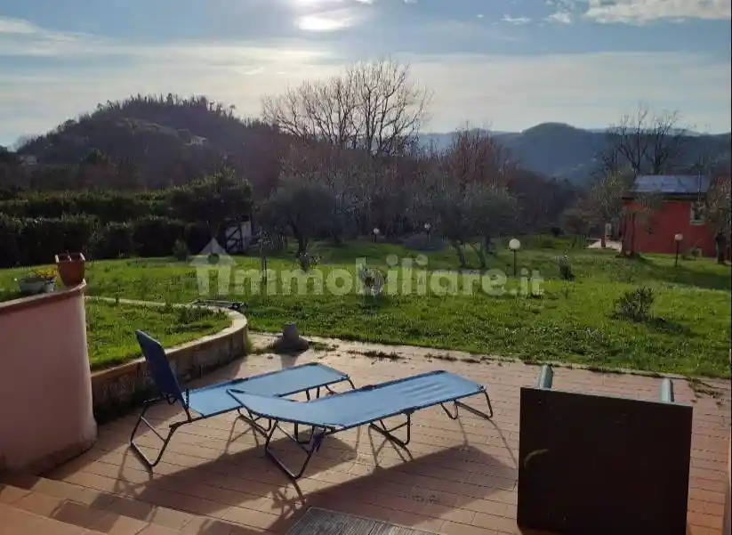 Villa in vendita a Vezzano Ligure