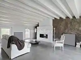 Palazzo - Stabile in vendita a San Severino Marche