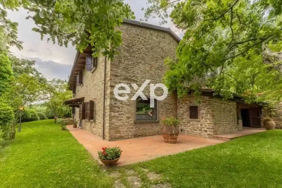 Villa in vendita a Arezzo