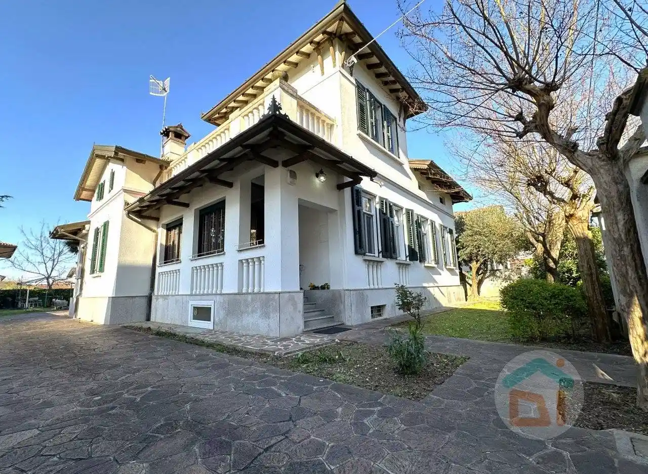 Casa indipendente in vendita a Gorizia