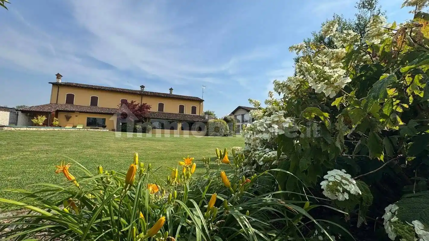 Villa in vendita a Melegnano