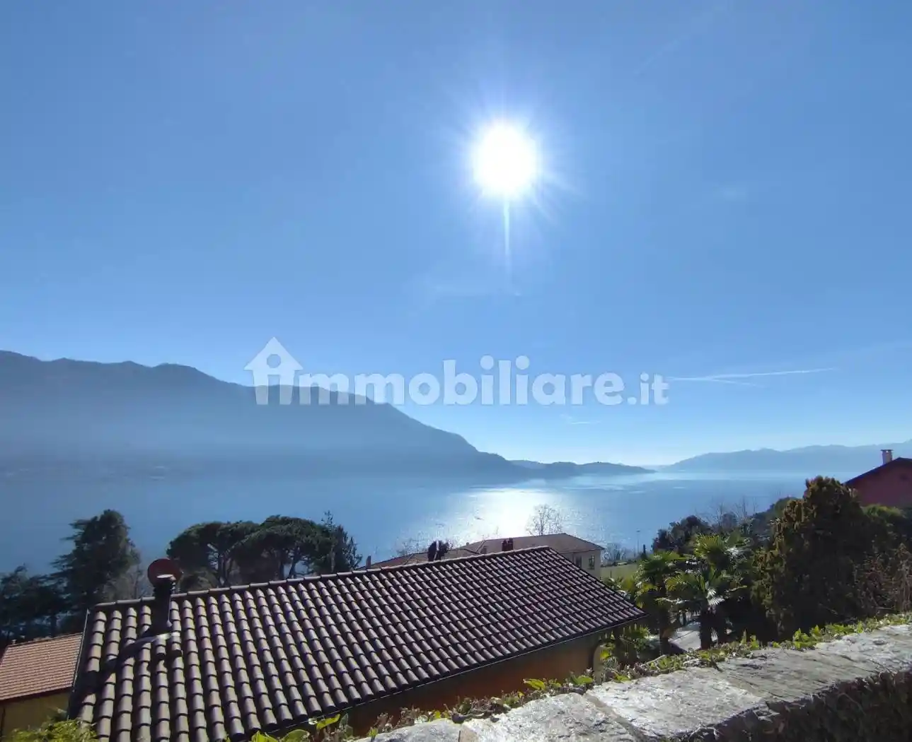 Casa indipendente in vendita a Ghiffa