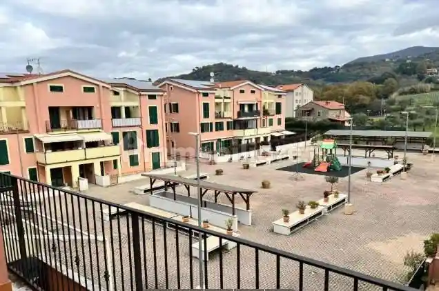 Appartamento in vendita a Santo Stefano di Magra