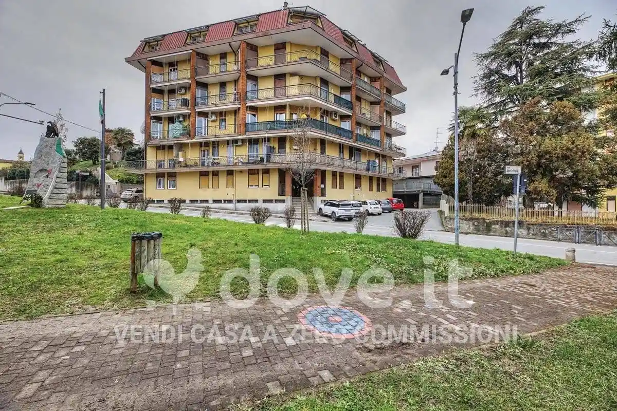 Appartamento in vendita a Bellinzago Novarese