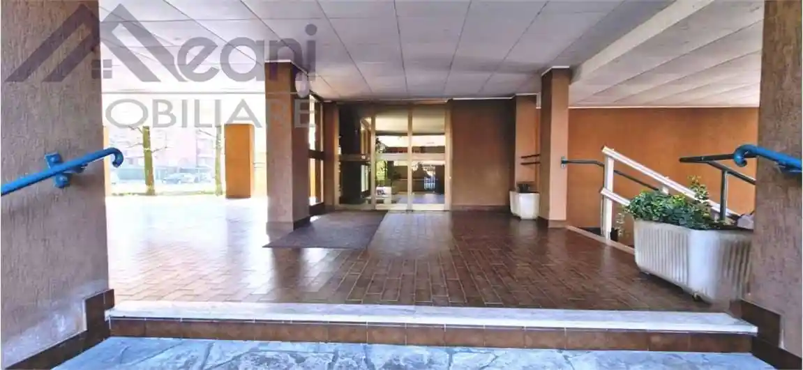 Appartamento in vendita a Locate di Triulzi