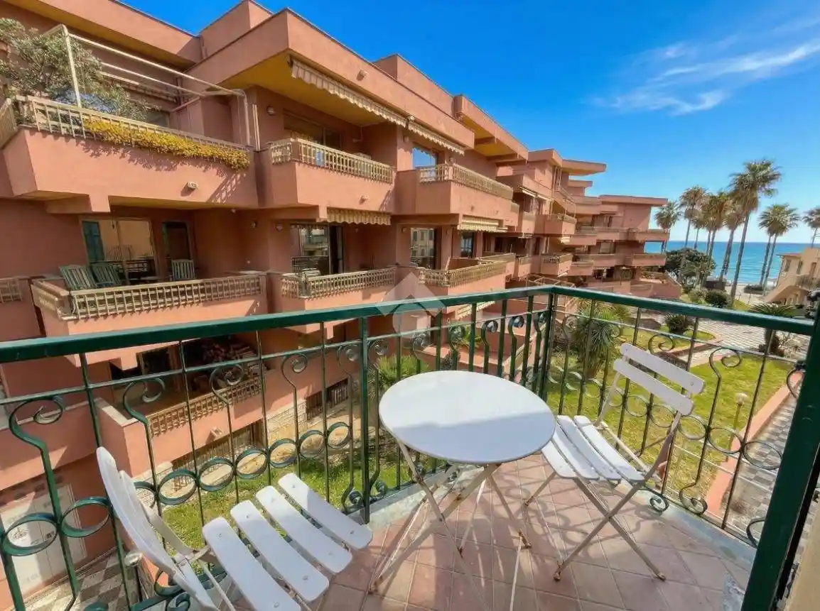 Appartamento in vendita a San Lorenzo al Mare