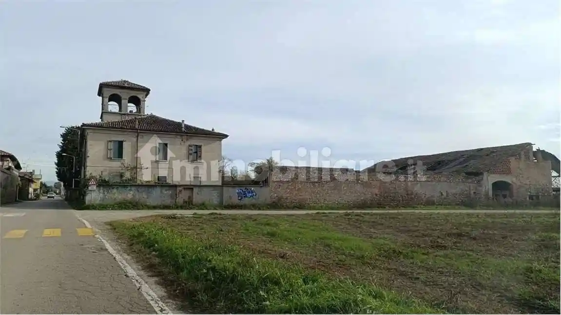 Rustico - Casale in vendita a Fara Gera d'Adda
