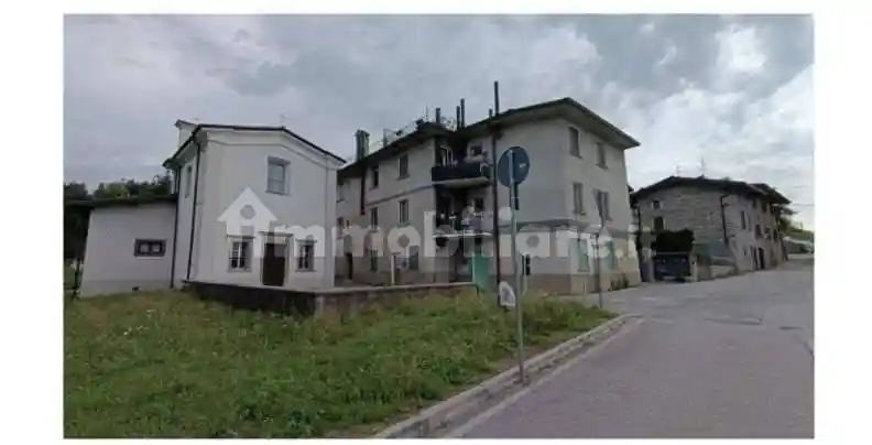 Appartamento in vendita a Almenno San Bartolomeo