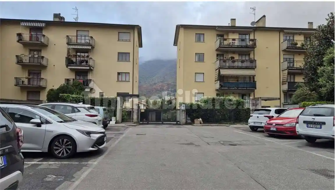 Appartamento in vendita a Alzano Lombardo