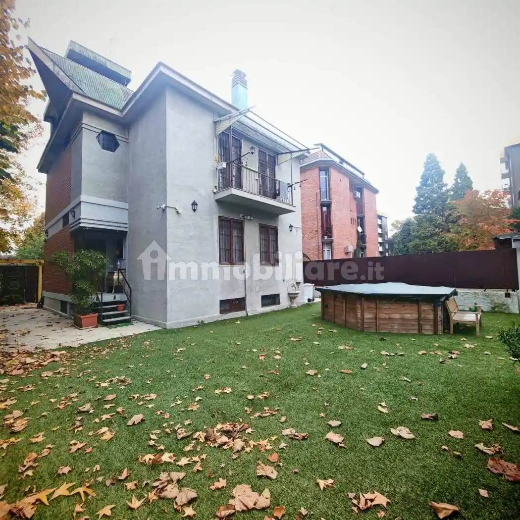 Villa in vendita a Milano