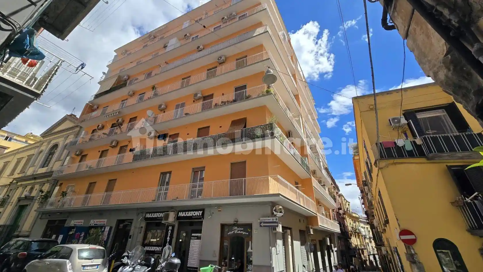 Appartamento in vendita a Napoli