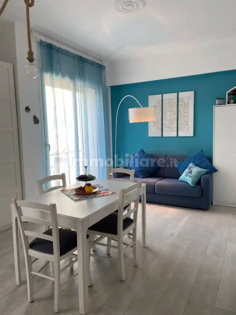 Appartamento in vendita a Finale Ligure