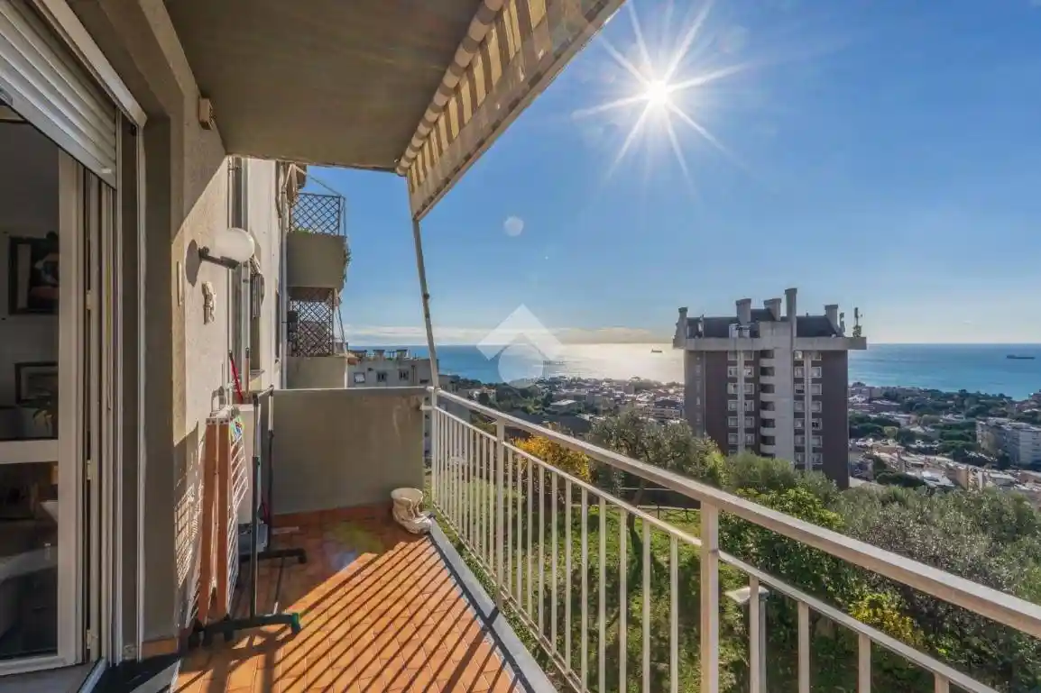 Appartamento in vendita a Genova
