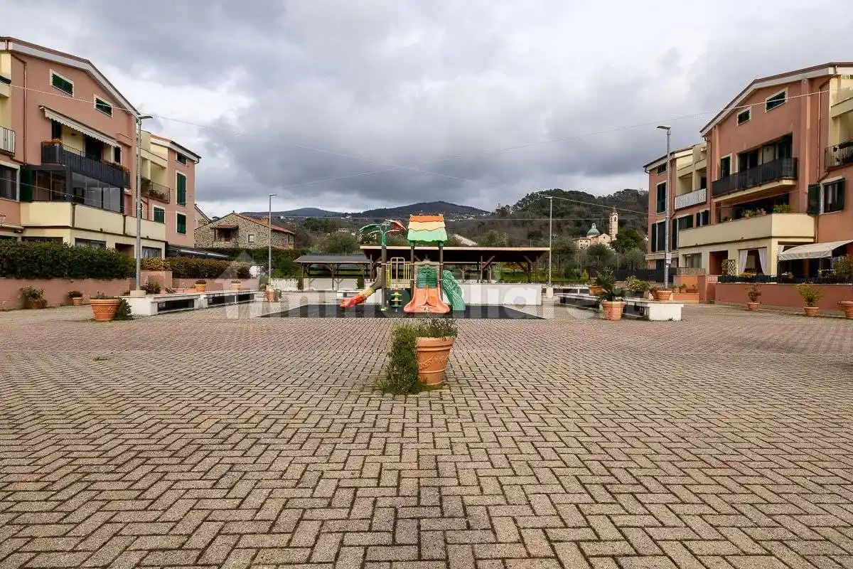 Appartamento in vendita a Santo Stefano di Magra