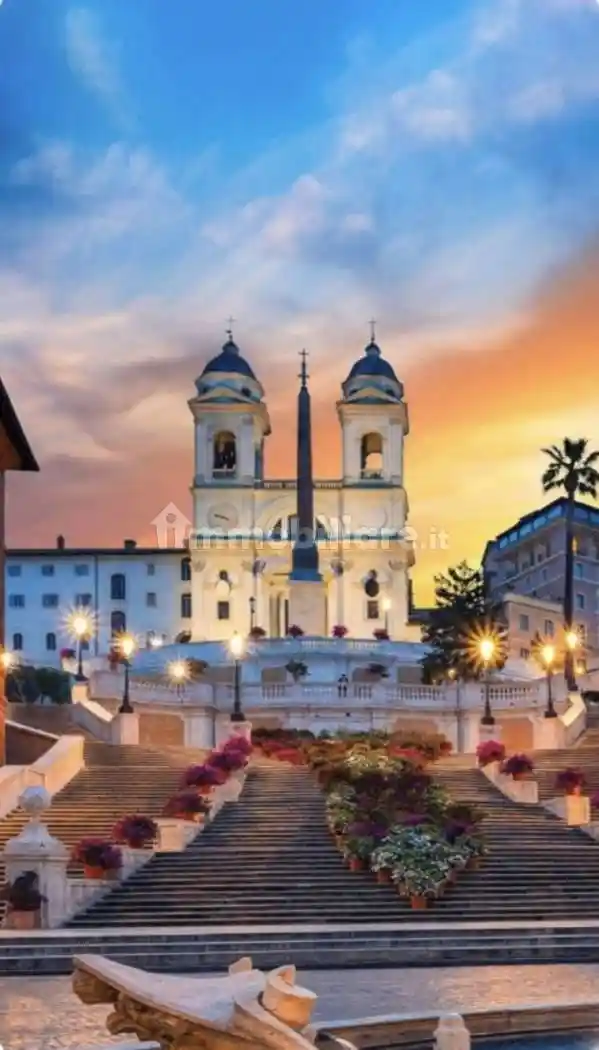 Palazzo - Edificio in vendita a Roma