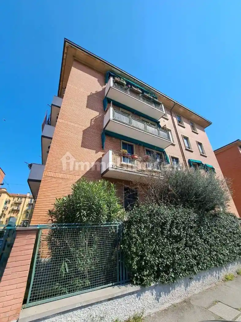 Appartamento in vendita a Bologna