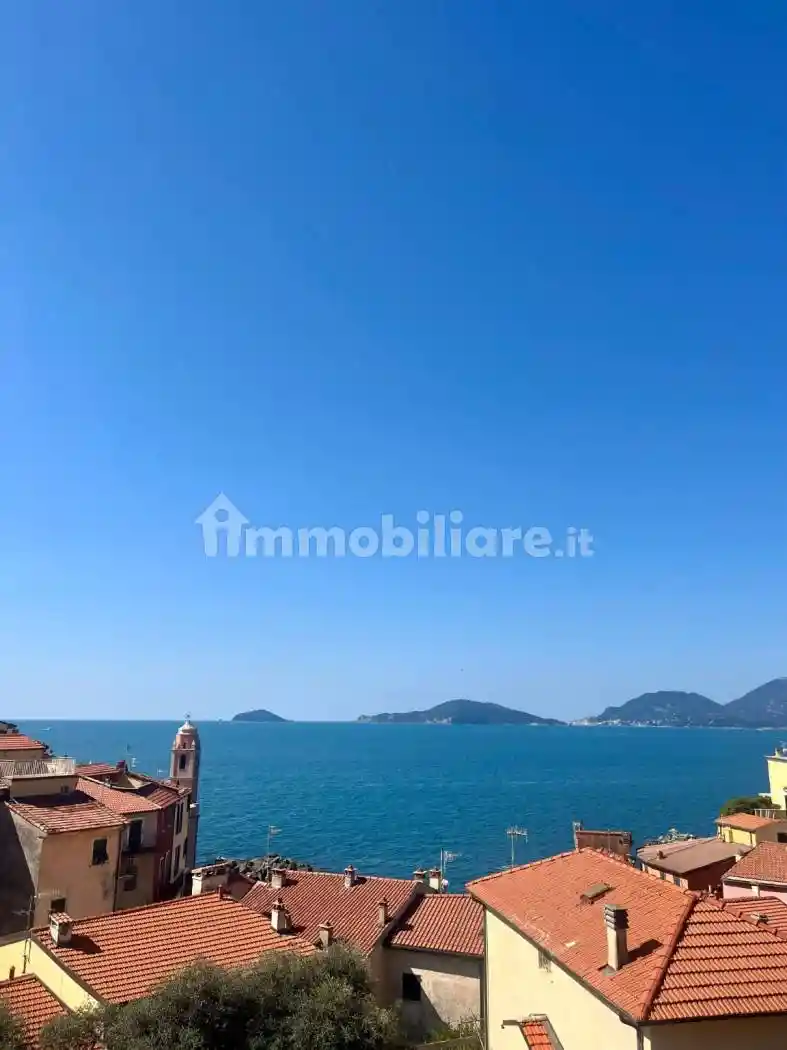 Appartamento in affitto a Lerici