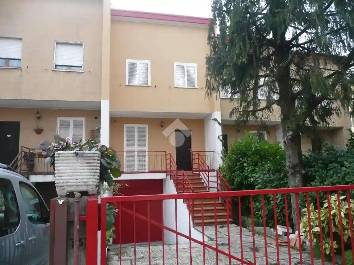 Villetta a schiera - foto 2